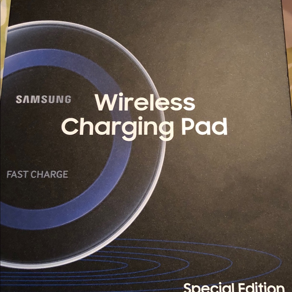 Samsung wireless charging pad